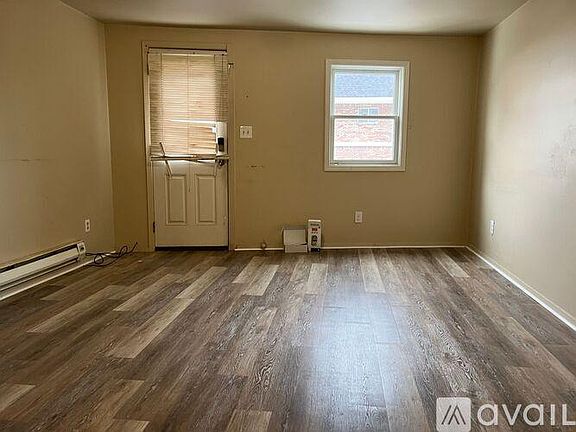 2nd image of 809 Harrison Ave #809