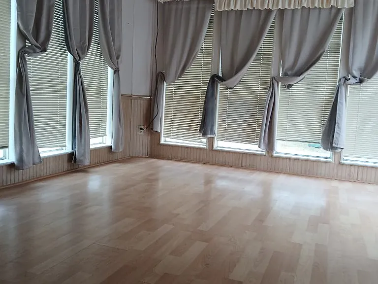 1720 NW 38th Ave #5 — Photo 5