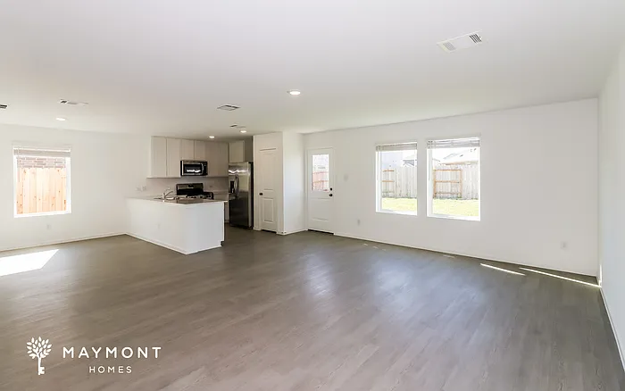 3053 Fantasy Terrace Dr — Photo 9