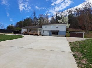 167 Saltpetre Rd, Fort Gay, WV 25514