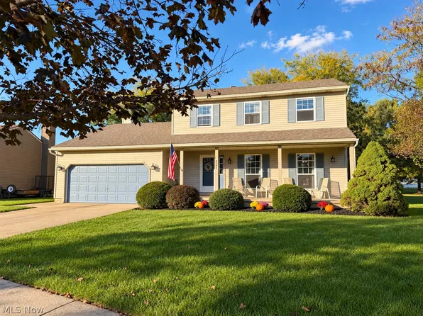 121 Cumberland Ct, Elyria, OH 44035