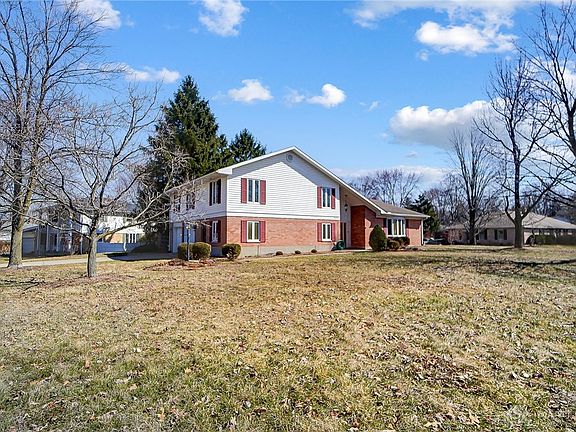 2nd image of 1579 Penbrooke Trl