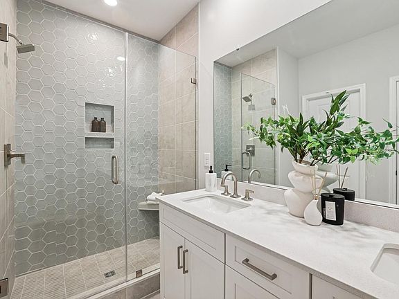 Luxurious primary bathroom