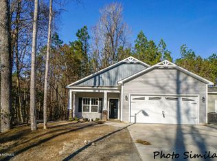 427-427A Dan Owen Dr, Hampstead, NC 28443
