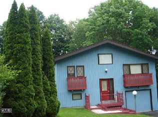 5 Pleasant St, Bethel, CT 06801