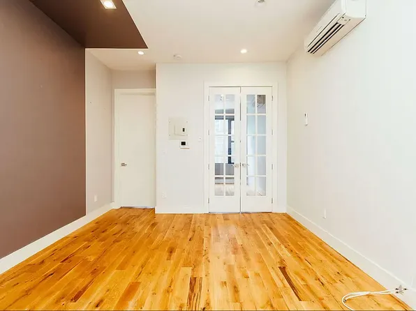 184 Suydam St, Brooklyn, NY