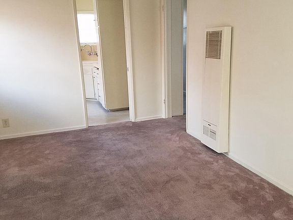 4th image of 419 N Chapel Ave #B
