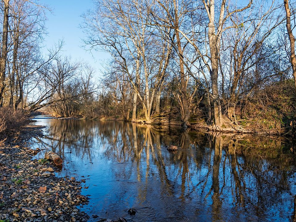 28th image of this home