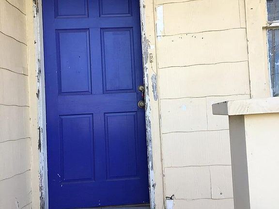 2nd image of 2601 37th St