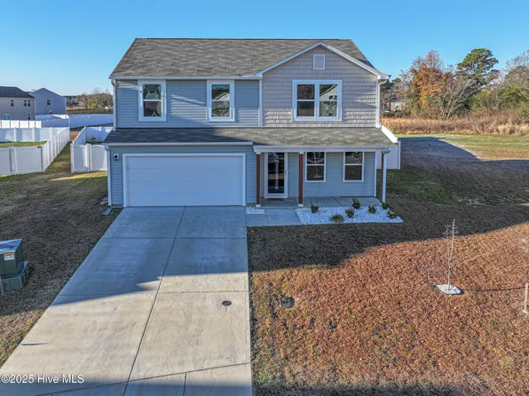 400 Silo Court, Ayden, NC 28513