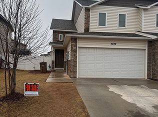 4022 Little Moon Trl, Laramie, WY 82070