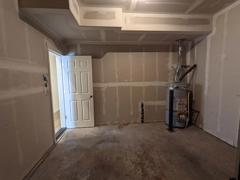 Halsey East Townhomes — Photo 136
