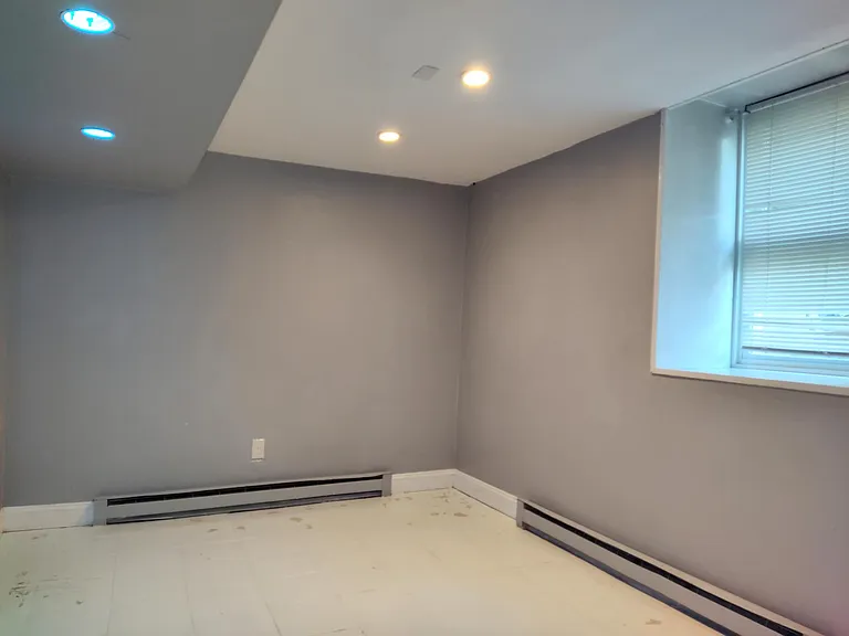 17 Harding Ave #1 — Photo 9