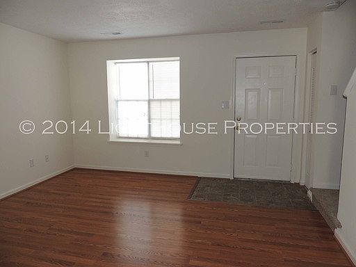 1st image of 122 Water Gate Dr #B