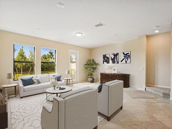 3rd image of 8632 Escue St