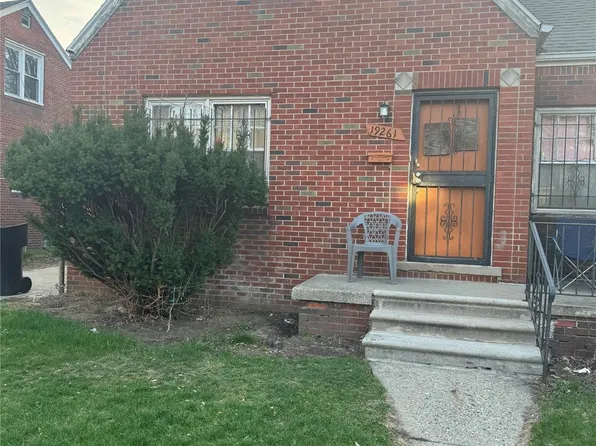 19261 Mitchell St, Detroit, MI 48234