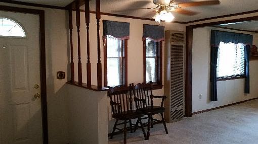 4th image of 308 W 22nd St