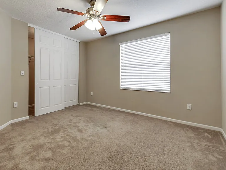 1603 Briar Oak Dr — Photo 11