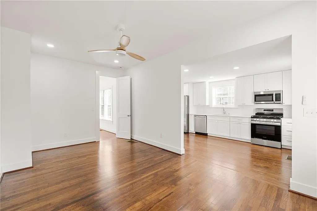 Building Photo - 255 Connecticut Ave NE #A