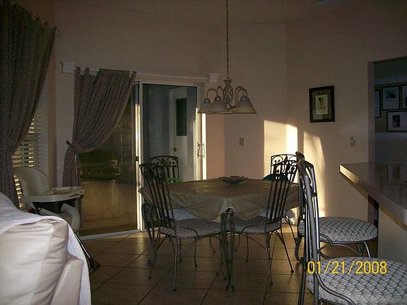 3rd image of 4479 White Oak Cir