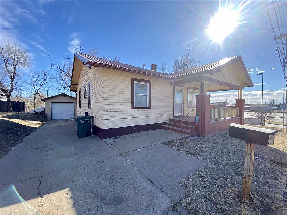 1st image of 504 11th Ave