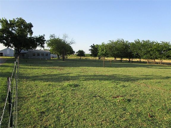 4th image of 2445 County Road 300