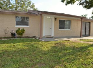 7400 Parrot Dr, Port Richey, FL 34668