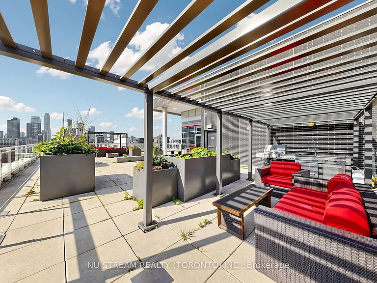 10 Willison Sq #708 — Photo 20