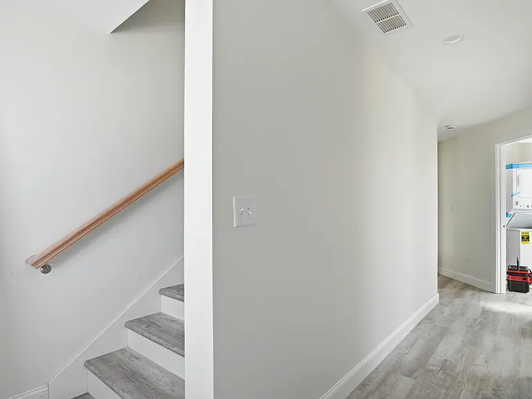 23 Blake St #2 — Photo 7