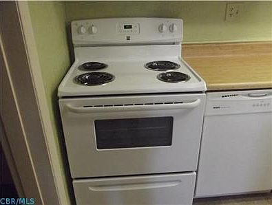 4th image of 5544 Pipers Meadow Dr