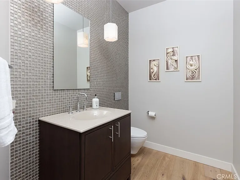 410 Arenoso Ln #301 — Photo 32