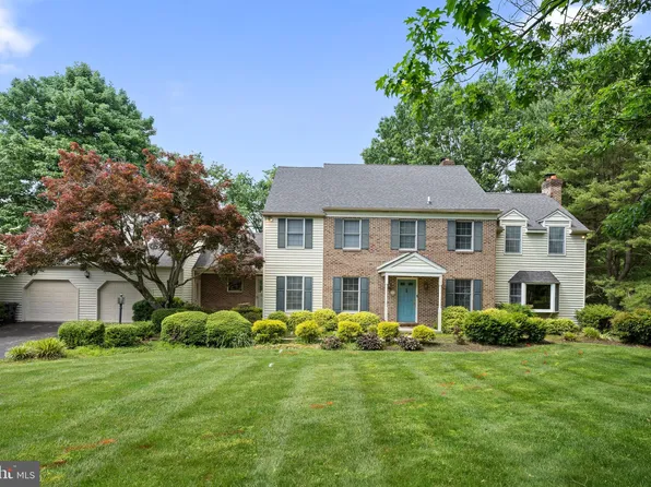 1031 Radley Dr, West Chester, PA 19382