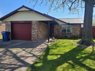 2306 Willow Ln, Miami, OK 74354