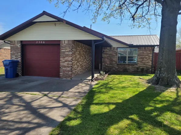 2306 Willow Ln, Miami, OK 74354