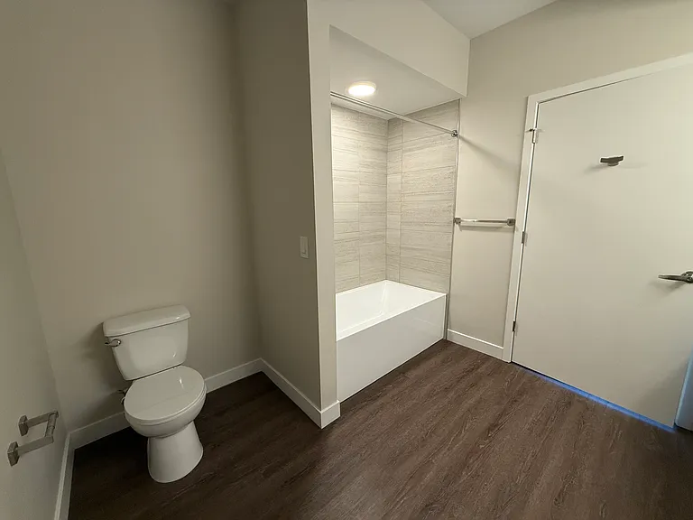 2645 Burton Rd #102 — Photo 20