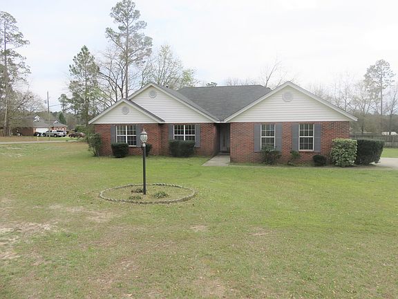 2nd image of 804 Walton Acres Dr