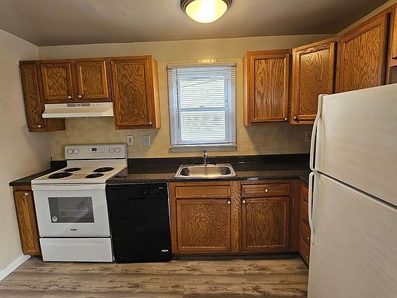 3rd image of 10 E Winona Ave #2mkhu556v