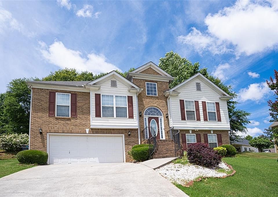 1st image of 400 Macland Dr