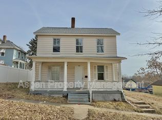 508 S 8th St, Burlington, IA