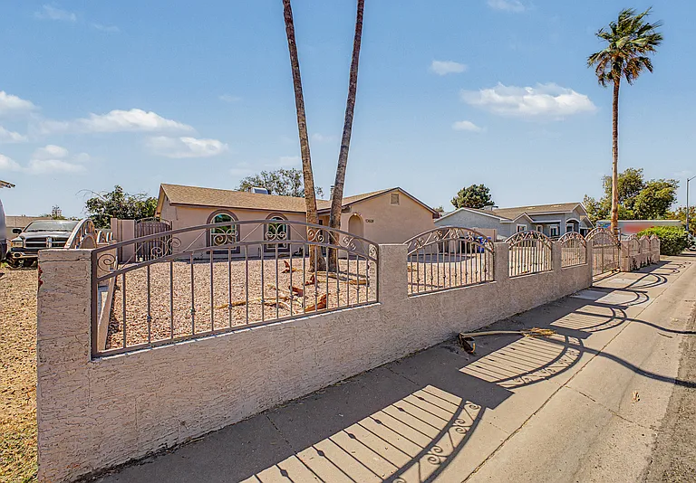 13608 N 41st Pl — Photo 25