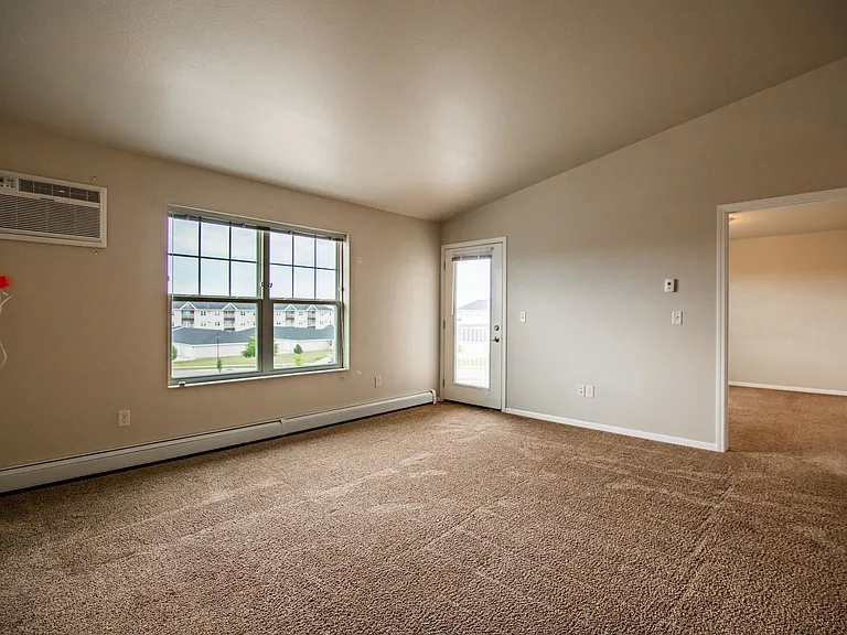 Creekside at Osgood Apartments — Photo 7