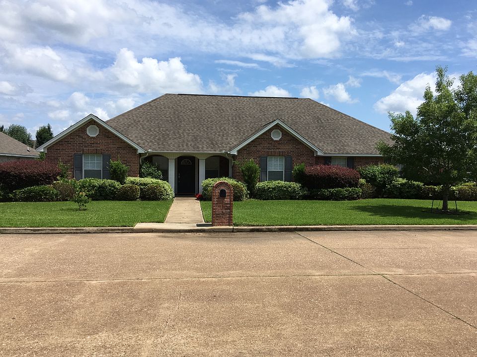 1st image of 220 Enchanted Estates Dr