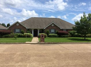 220 Enchanted Estates Dr, Crockett, TX 75835