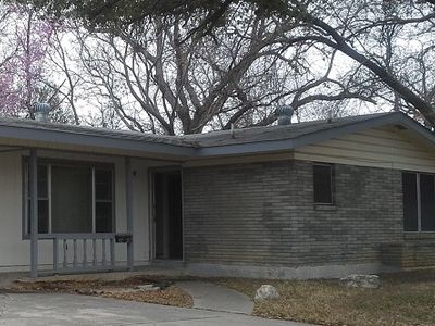 2419 Clower, San Antonio, TX, 78201
