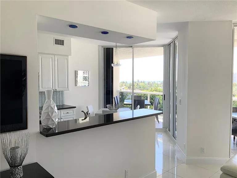 3100 N Ocean Blvd #606 — Photo 5
