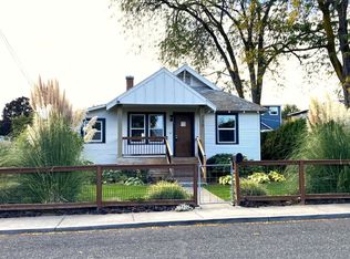 1222 E 8th St, The Dalles, OR 97058
