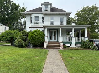 40 Lenox Ave, Maywood, NJ 07607