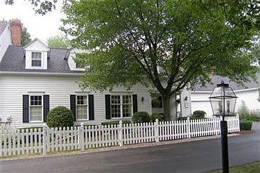 1st image of 120 Manorbrook Dr