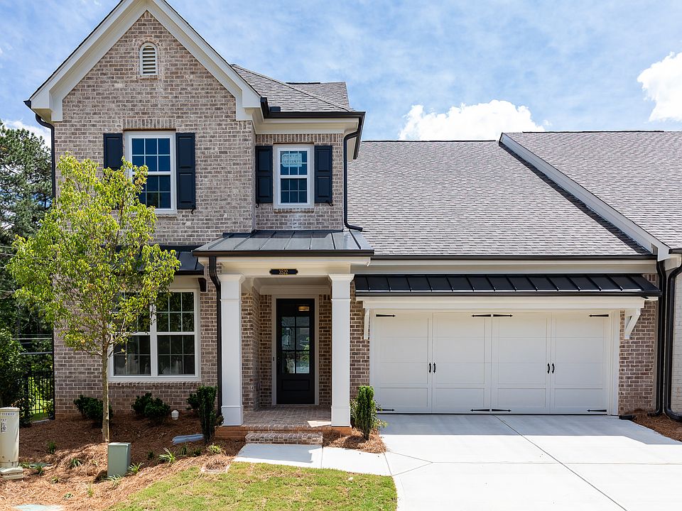 1st image of 3522 Clemont Cir NE