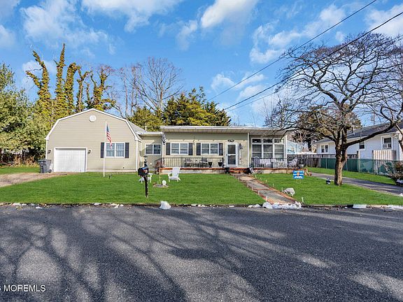 5th image of 4 Spring Street